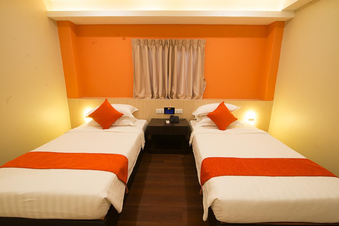 Eastern Hotel Yangon Eksteriør bilde