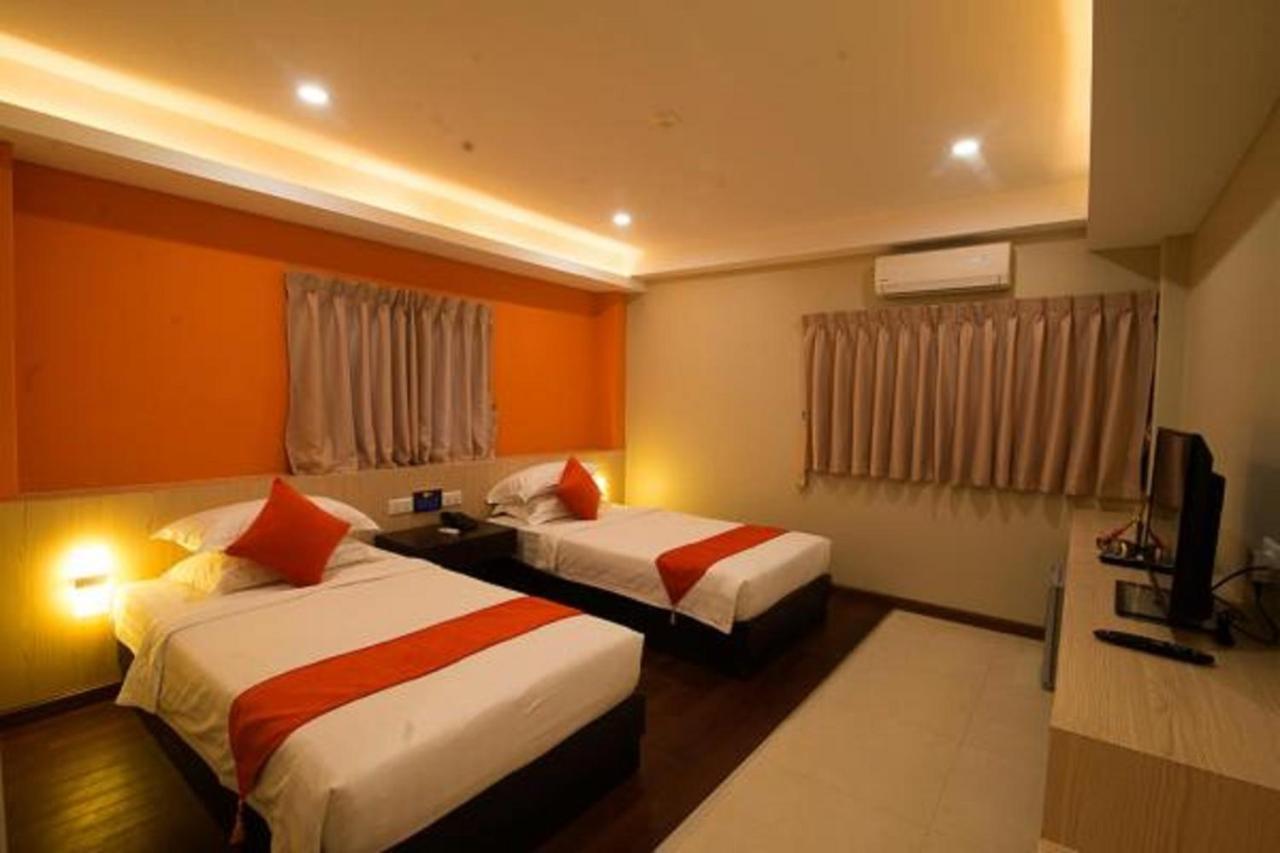 Eastern Hotel Yangon Eksteriør bilde